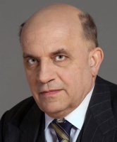 Privatization in Central and Eastern Europe with Particular Regard to Hungary Privatization in Central and Eastern Europe with Particular Regard to Hungary
